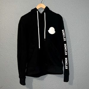 MONCLER BLACK LOGO PATCH HOODIE